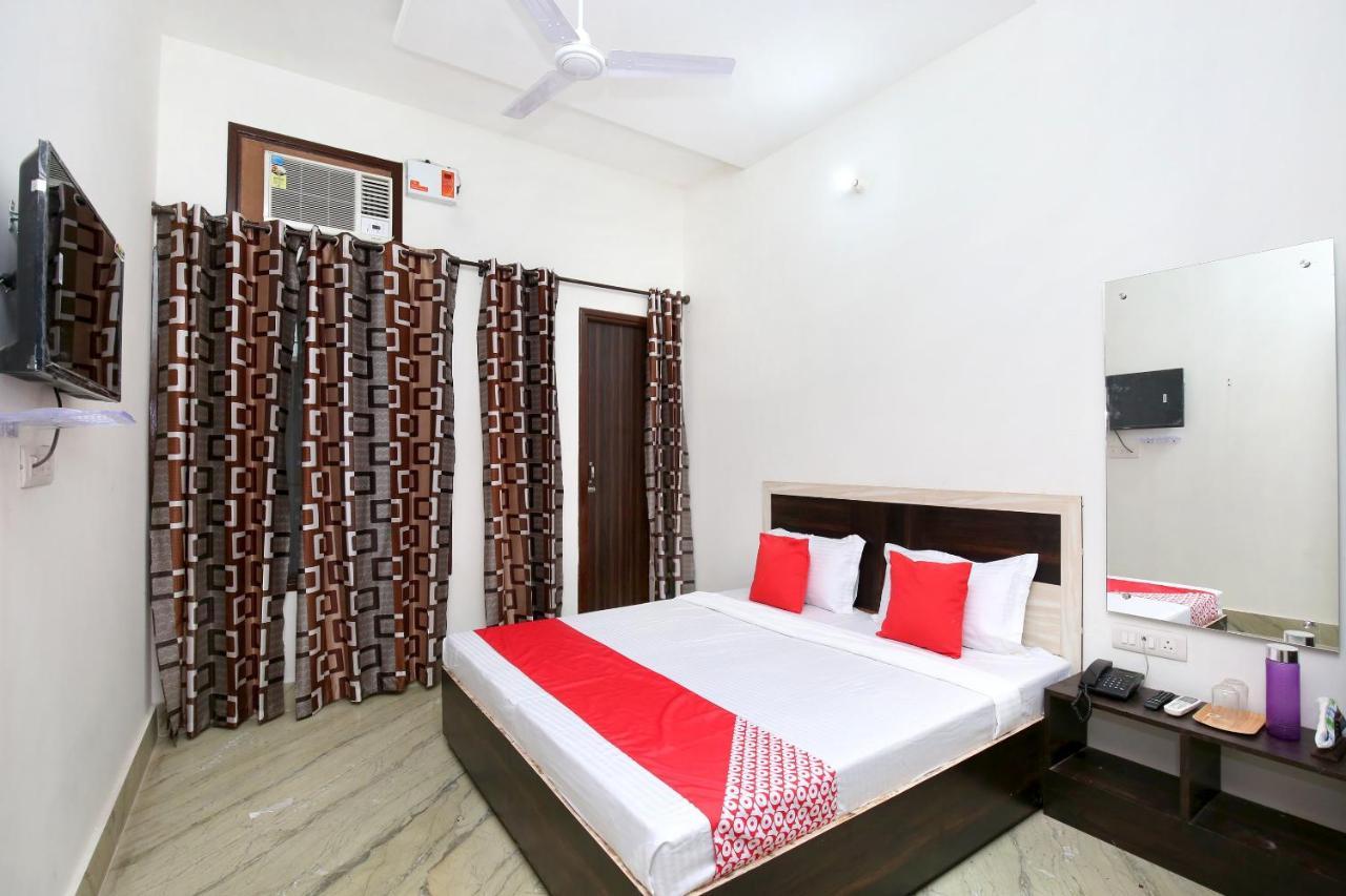 Hotel Oyo 24666 Samar Residency Amritsar Exterior foto