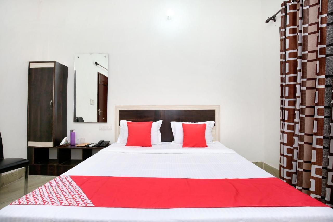 Hotel Oyo 24666 Samar Residency Amritsar Exterior foto
